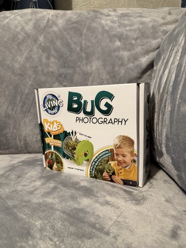 Living world bug - living,